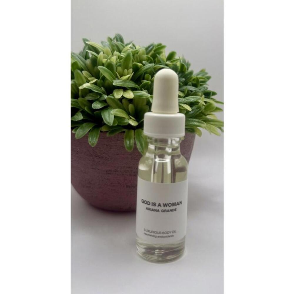 Ariana Grande, God is a Woman Luxurious Body Oil .5 fl oz 15ml NEW